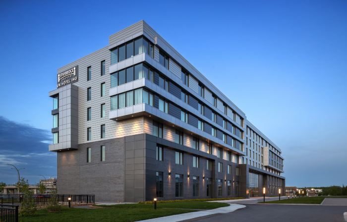Staybridge Suites Montreal Airport - ST-Laurent by IHG
