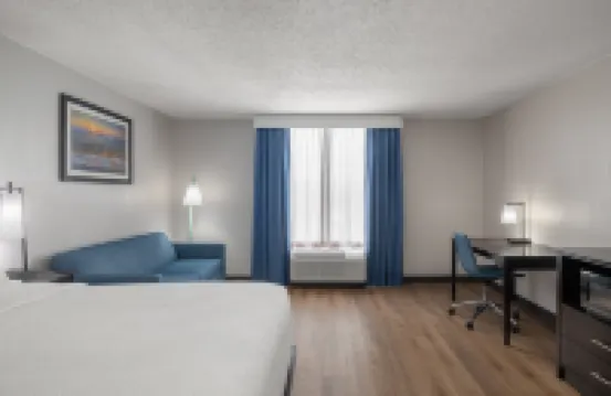 Garner Hotel WYTHEVILLE EAST by IHG