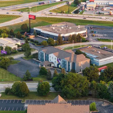 Spark by Hilton Indianapolis Northeast Fishers