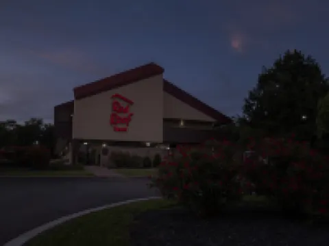 Red Roof Inn Cincinnati East - Beechmont Hotels in Clermont County