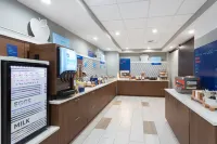 弗萊明島智選假日套房酒店 - 早餐