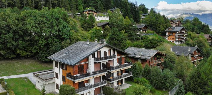 Roc Lyv Hotels in Leytron