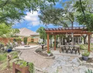 Zen Garden Retreat Home - Wellness Menu Available Hotels in der Nähe von Cedar Park Sculpture Garden