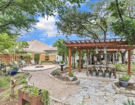 Zen Garden Retreat Home - Wellness Menu Available