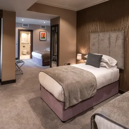 DoubleTree by Hilton Belfast City Ten Square