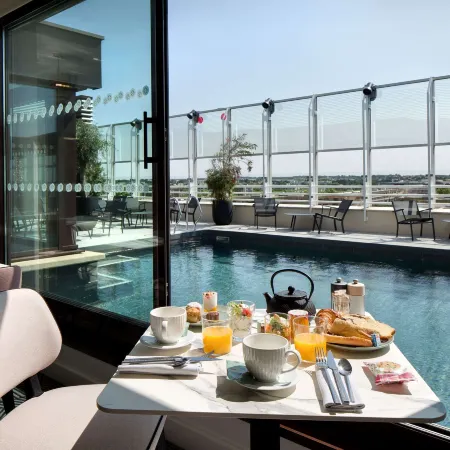 Pullman la Pléiade Montpellier Centre Отели в г. Монпелье