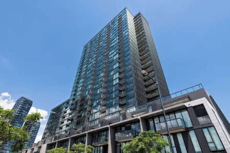 Melbourne Private Apartments - Collins Wharf Waterfront, Docklands