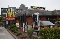 Cozy 2Br, Totally Private Suite with Parking, Convenient Public Transit