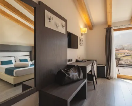 阿爾伯莫納克酒店 特倫託酒店