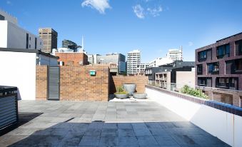 Stylish Studio with Balcony near Darling Square (Sydney) - Updated ...