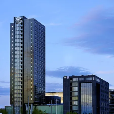 Crowne Plaza COPENHAGEN TOWERS by IHG Отели рядом с достопримечательностью «Станция метро Ørestad»