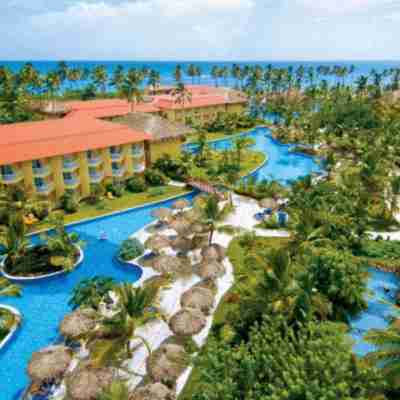 Wyndham Alltra Punta Cana All Inclusive Resort Hotel Exterior