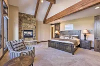 3 Fireplaces & Mtn View: Luxe Home in Breckenridge - سبا
