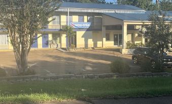 Motel 6 - McComb, MS