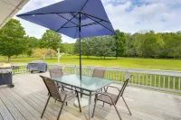 Fairgrounds Access: Home w/ Trailer Parking! - 3-Star