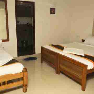 JUNGLE FARMS BY MAARK INN Rooms