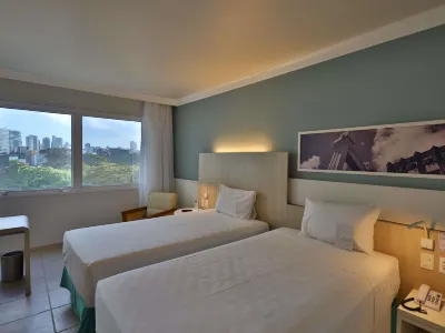 Mercure Salvador Rio Vermelho Hotels in 