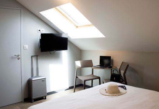 ibis budget Lunel Porte de Camargue - Housity