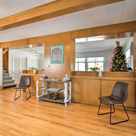 Cozy Postville Retreat w/ Fireplaces & Yard!