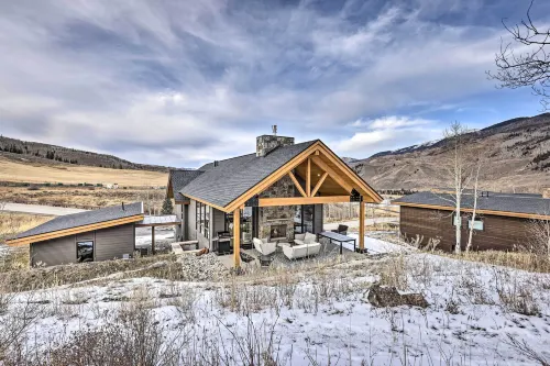 Luxe Home w/ Patio & Pool Access in Silverthorne! - Country Houses