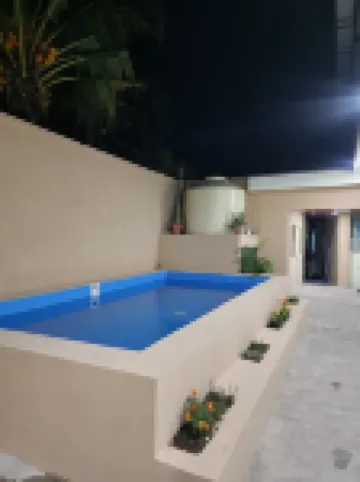 Milo's Hostel and Residences فنادق في 