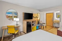 Days Inn by Wyndham Ames