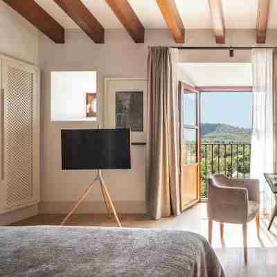 Castell Son Claret - the Leading Hotels of the World Rooms