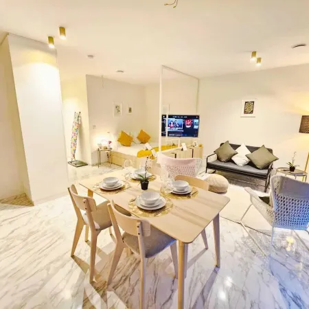 Cosy Terrace Studio close to city center