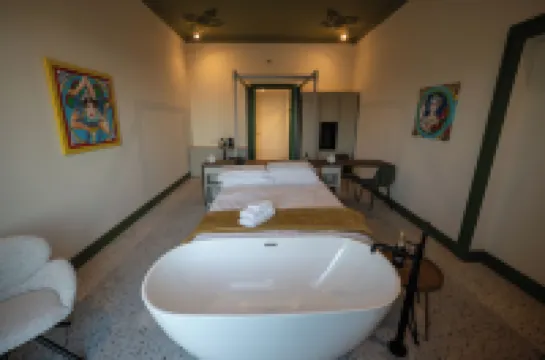 Des Bains Chambre & Suite