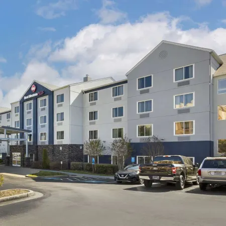 Best Western Plus Nashville Airport Hotel