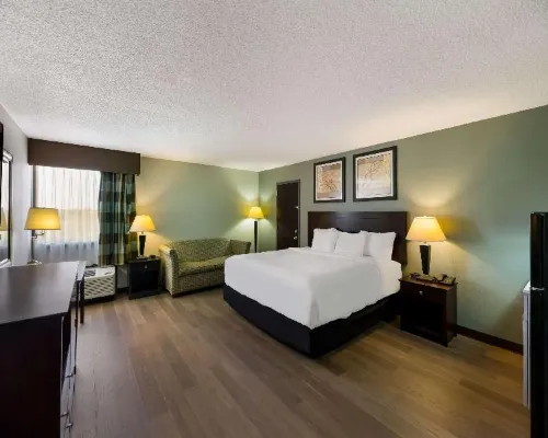 Clarion Hotel San Angelo Near Convention Center Hotels in Tom Green County