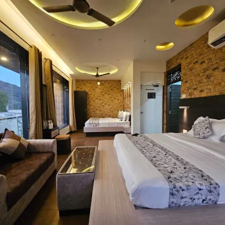 Hotel Leela Vilas-A Boutique Hotel