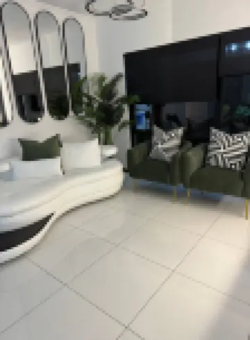 2 Bedroom Apartment Near Monte Casino