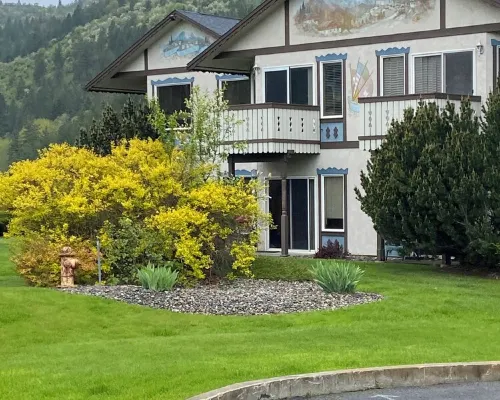 Bright Condo With Views & Easy Access to CDA River. Minutes From Gondola! ケロッグのホテル