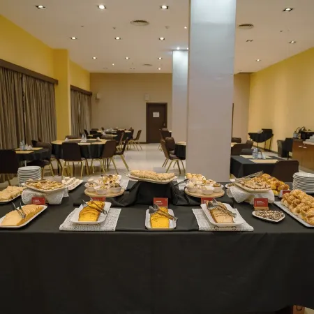 Grand Crucero Hotel