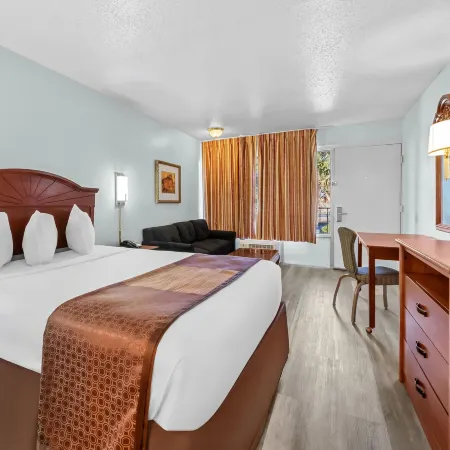 Knights Inn San Antonio Near at&T Center Отели рядом с достопримечательностью «AT&T Центр»