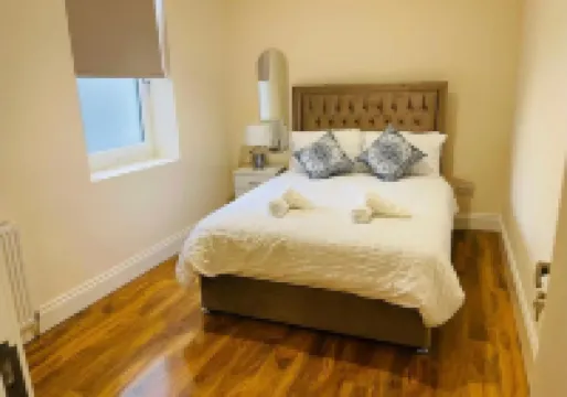 Near Hampden - Parking - Wifi - Sleeps 6