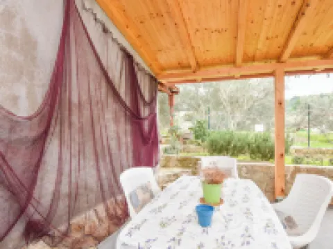 Apartments Studenac Hotels in Tkon