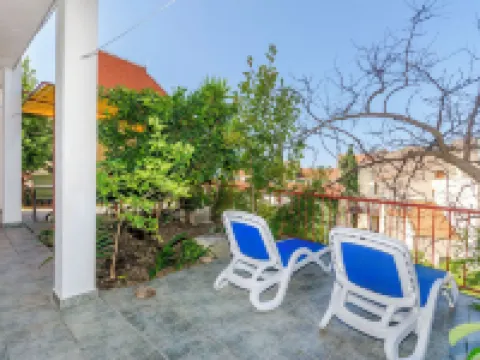 Apartments Natasa Hotels in Podgora