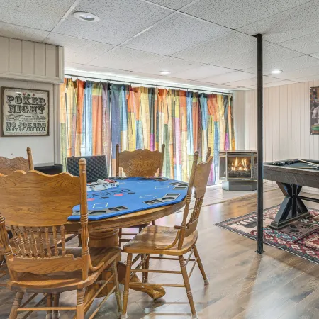 Hot Tub & Viewssquatchs Place' in Blairsville
