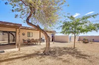 2 Mi to Sara Park: Family Retreat w/ Fire Pit - 4 estrellas