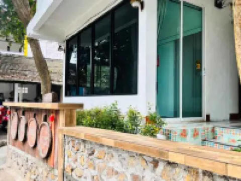 Miss Hong House Hoteles en Ko Samet