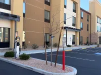 Garner by IHG Hotel Page - Lake Powell Area by IHG - parking