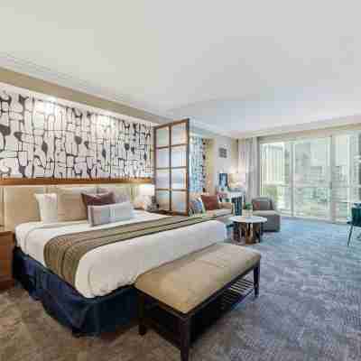 Premium Suite w/Balcony at the Signature Rooms