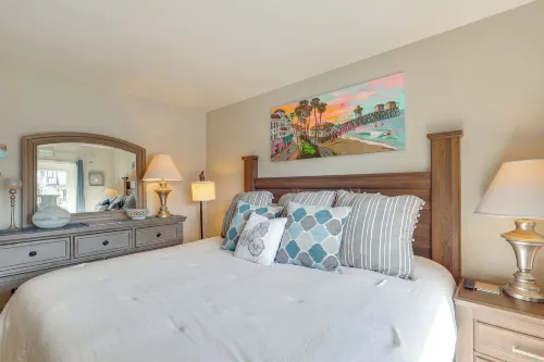Walk to Beach + Pier: San Clemente Family Getaway - Condos