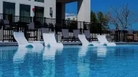 The Markham Hotel - Pools