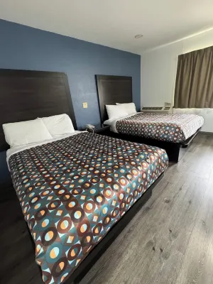 Economy Inn Fresno Yosemite '''Newly Remodeled'''