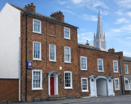 The Red House Hotels in Grantham