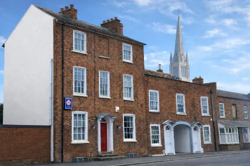 The Red House