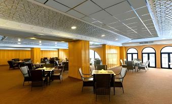 Hamdan Plaza Hotel Salalah, an Htg Hotel